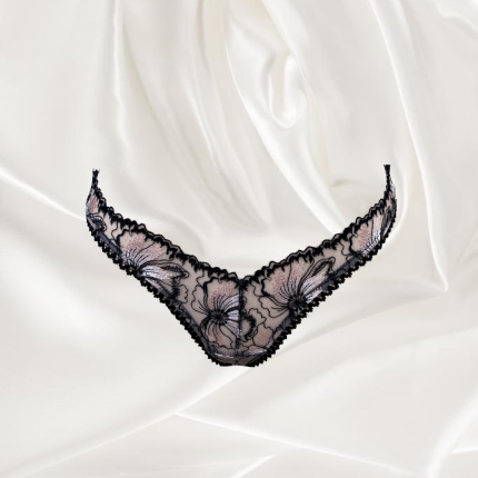 Black Beauty Thong +